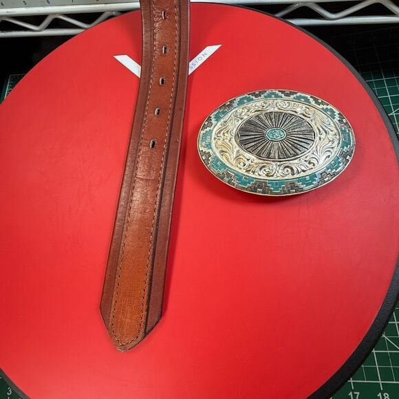 BELT & BUCKLE  |  CRUMRINE® / CIRCLE Y®  |  SILVER LACED BELT  |  MENS 34-US  | - Picture 7 of 15